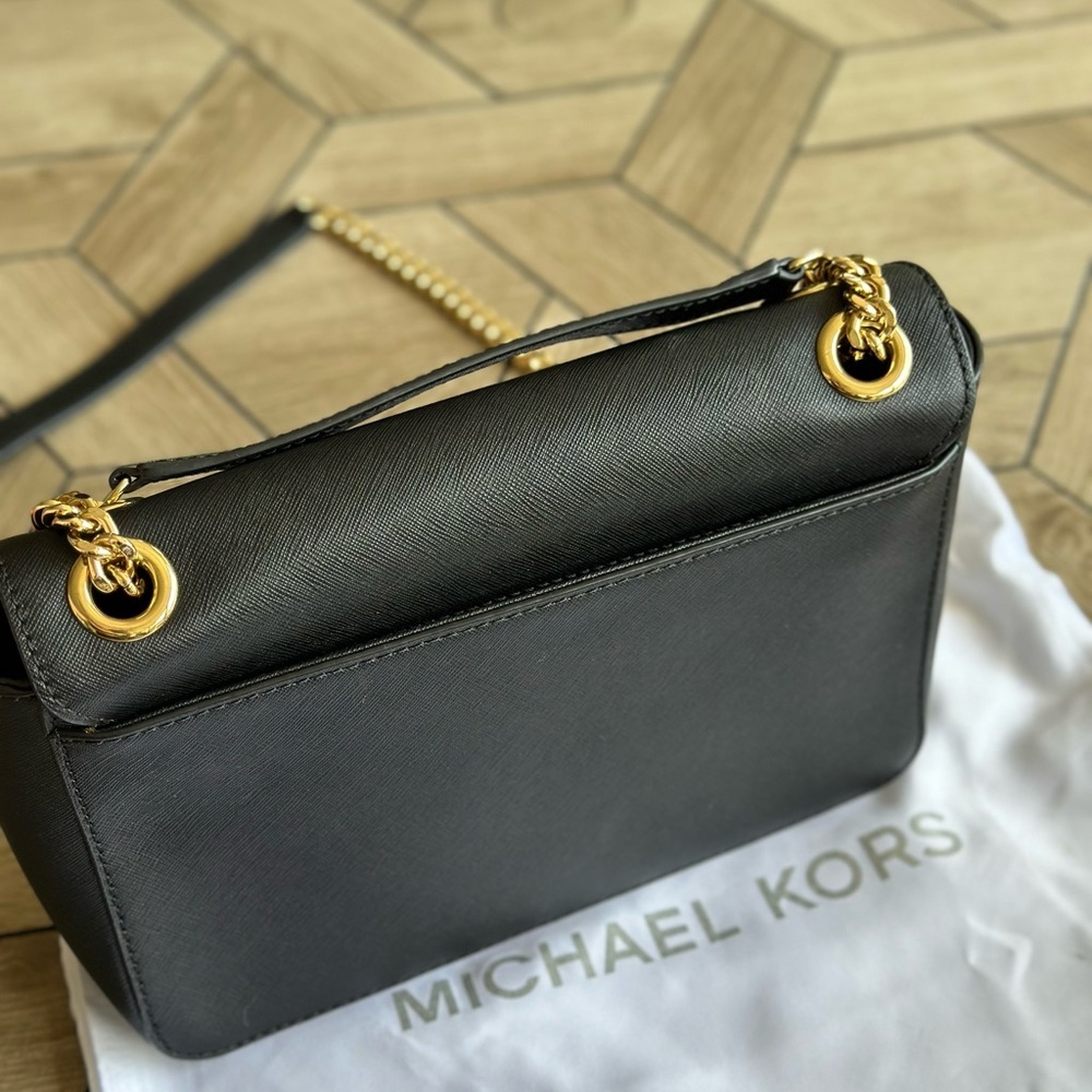 Michael Kors Black Crossbody Bag with Gold Chain - Picture 13 of 16